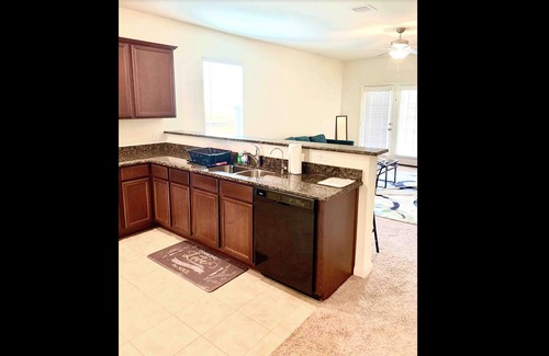 Atascocita House | ENTIRE HOME JUST 10 MINS from IAH, 20 Miles DWNTWN