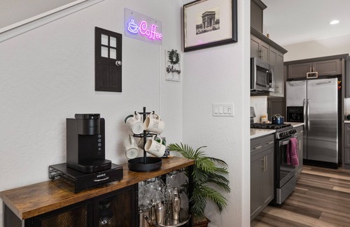 Visalia House | Entire Home! King bed suite. Full kitchen. Patio. Coffee bar. High speed wifi.