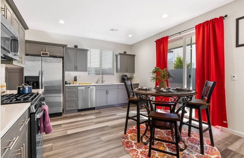 Visalia House | Entire Home! King bed suite. Full kitchen. Patio. Coffee bar. High speed wifi.