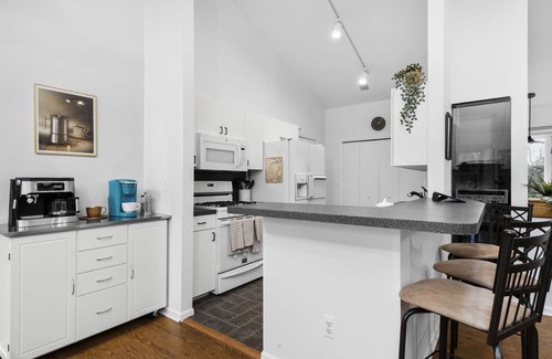 Milan House | Entire Home Near Ann Arbor/Family Friendly
