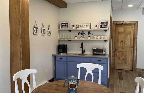 West Kill House | Entire Home Near Hunter/Hiking *New Home*