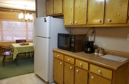 Martinez House | Entire Home - Retro-style near I-20: City Access, Country Feel