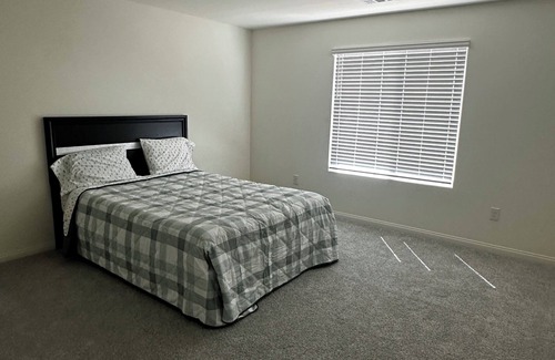 Enterprise House | Entire house 10 min to world famous strip and LAS airport