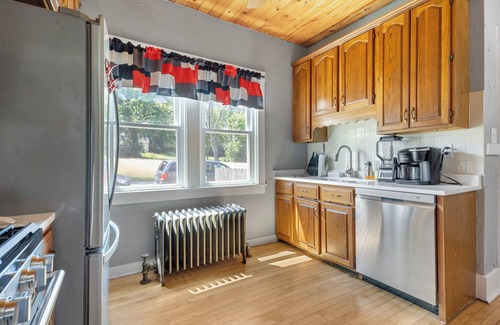 Glen Ellyn House | Entire house/4bd 1bath/GlenEllyn