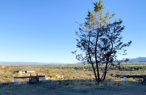 Clarkdale House | Entire House: Amazing Views in Wonderland