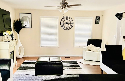 Portsmouth House | Entire house: Clean & spacious house 4 the family.