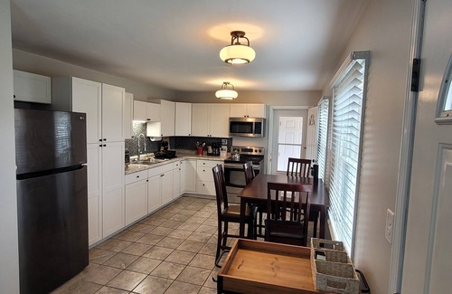 Xenia House | Entire House - Discounted for Over 7 days and Over 28 days