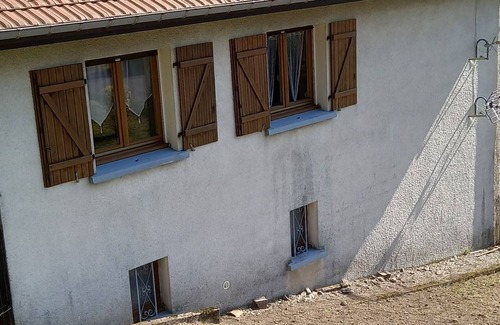 Le Menil House | Entire house in quiet village