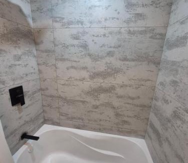 Trenton Apartment | Entire house in TRENTON