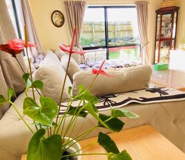 Ranui House | Entire house in West Auckland