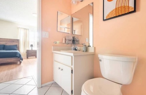 Indian Wells House | Entire House LESS than 4 Miles from Disney