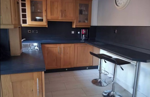 Burntisland House | Entire House - Near Edinburgh and St Andrews Golf. Beach, Golf, Ammenities