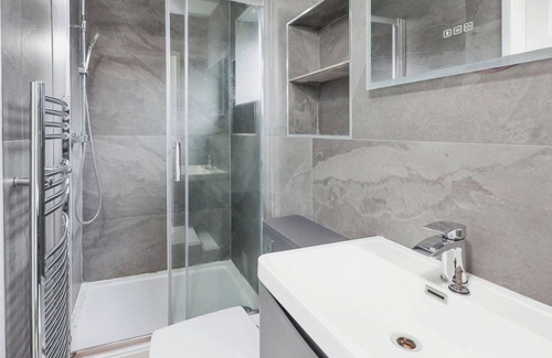 Coleshill House | Entire House near HS2 and NEC ideal for Contractors and Tourists