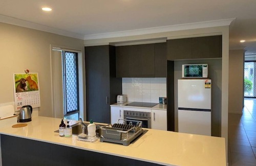 Griffin House | Entire house near North Lakes, Brisbane, Qld