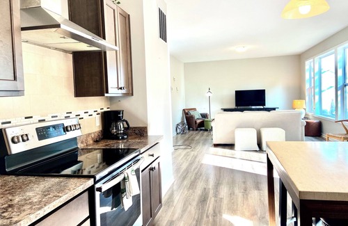 Midland House | Entire house - newly built, open layout, long term OK - pet friendly!