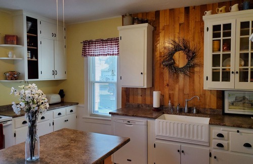 Winona House | Entire house rental
