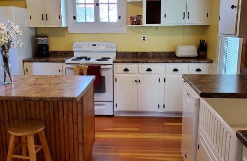 Winona House | Entire house rental