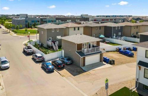 Regina Apartment | Entire house to yourselves - NO basement sharing