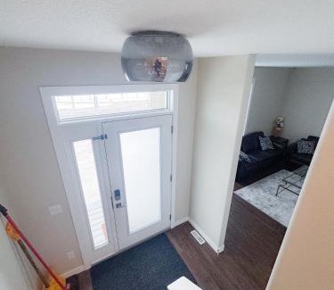 Regina Apartment | Entire house to yourselves - NO basement sharing