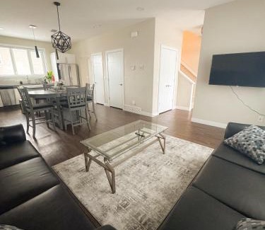 Regina Apartment | Entire house to yourselves - NO basement sharing