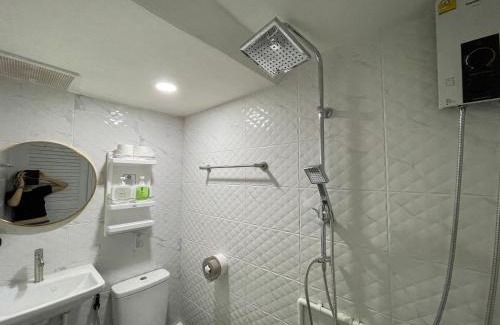 Wat Sam Phraya Apartment | Entire house,Unwind in the city, near GrandPalace
