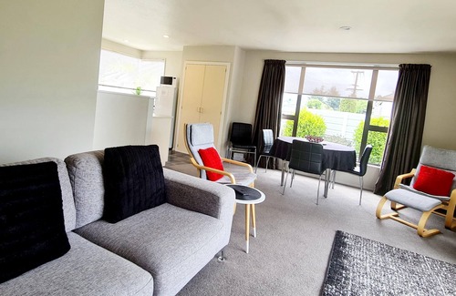 Tinwald House | Entire House - Warm - Central and Convenient
