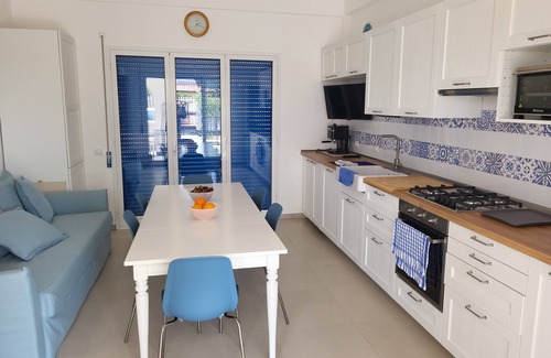 San Giorgio-Librino-San Giuseppe la Rena-Zia Lisa-Villaggio Sant'Agata Cottage | Entire villa, large spaces, 5 minutes walk to the beach suitable for families groups