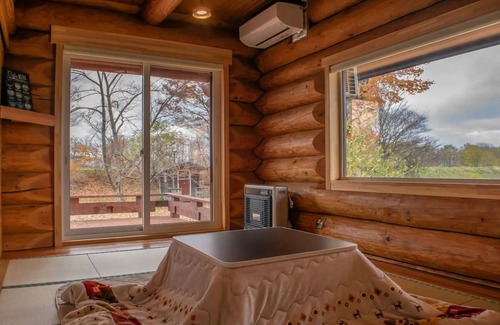 Inakadate-mura House | Entire log house Cottage Hideaway in the country/Minamitsugaru-gun Aomori