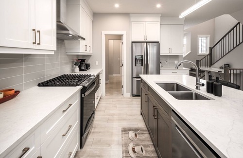Northwest Calgary House | Entire Luxury New Build Single Home, Close to Banff and Bow River!