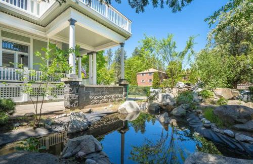 Spokane Apartment | Entire Main level of Beautiful Historic Home