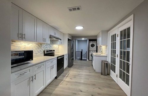 Smithsburg Cottage | Entire Mountain Cottage Near Scenic Hiking Trails, Your Getaway Retreat!