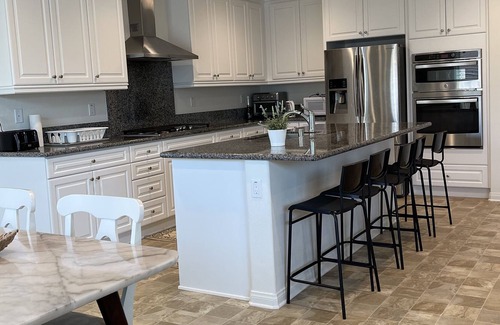 Jurupa Valley House | Entire new beautiful comfort clean of 4 bedrooms house