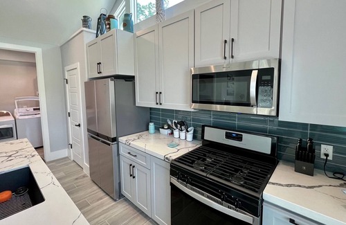 Montgomery House | Entire New build, boat parking, near Lake Conroe / Sam Houston Nat'l Forrest!