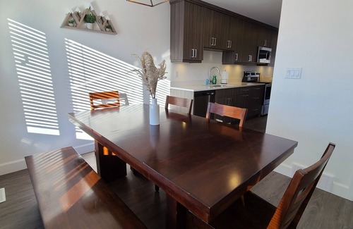 Regina House | ENTIRE NEW-BUILD SPACIOUS MAIN FLOORS EAST REGINA!