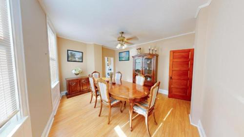 Lawrenceville House | ENTIRE Pittsburgh Home Close To Events - Kid Friendly - Designated Dog & Cat Areas - Private Patio - Free Parking - Fireplace