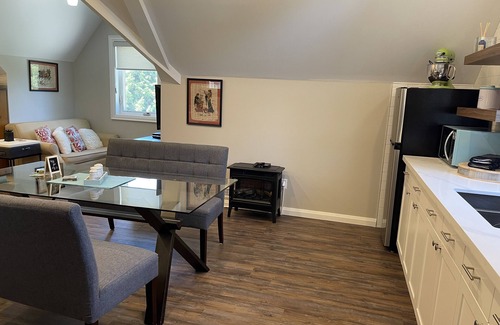 Caledon Apartment | Entire Private Studio Apartment in Alton, Ontario