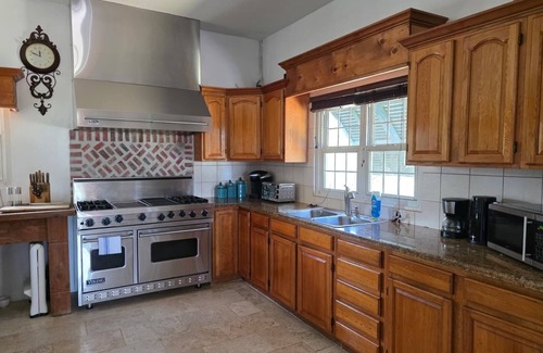 Paget House | Entire Property House & Studio Cottage w/Pool, Near Beach, Trails, Shop, Bus Stp
