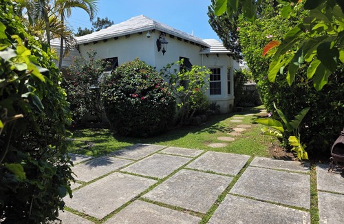 Paget House | Entire Property House & Studio Cottage w/Pool, Near Beach, Trails, Shop, Bus Stp