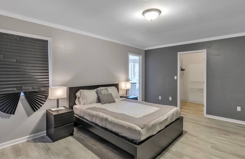 Putnam Valley House | Entire Putnam Valley Estate - 5BR Hot Tub Sauna by RedAwning