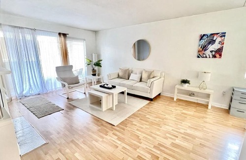 Willmore Apartment | Entire rental condo