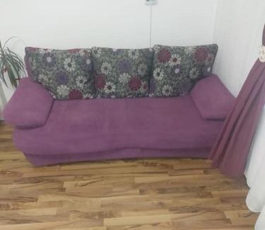 Popesti-Leordeni Apartment | Entire rental unit in București