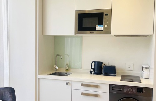 Greater Johannesburg Metropolitan Area Hotel | Entire rental unit in Sandton, a secure up-market complex with excellent views