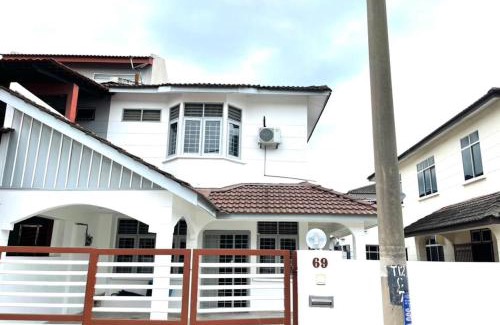 Central Seberang Perai House | Entire Residential House Alma Bukit Mertajam Spacious 4 bedroom