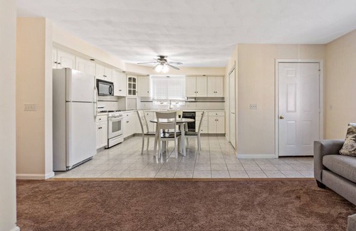 Saunderstown House | Entire Saunderstown Home with Pool