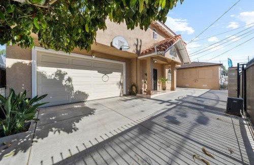 City Heights House | Entire Spacious 4-Bedroom 4-Bath House w Garage, Gated Yard, Available Now