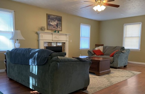Lawrenceville House | Entire Spacious4br/2.5ba Convenient to I85, Pet Friendly(No fee), LG Fenced Yard