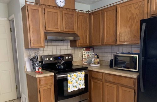 Lawrenceville House | Entire Spacious4br/2.5ba Convenient to I85, Pet Friendly(No fee), LG Fenced Yard