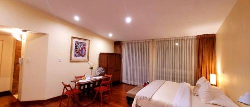 Santiago de Surco Apartment | Entire Studio-Apartment De Luxe
