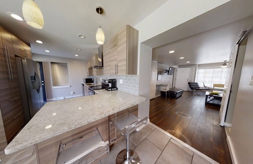 Downtown Wilmington House | Entire two-unit four-story townhouse, for multi-family vacations; free parking