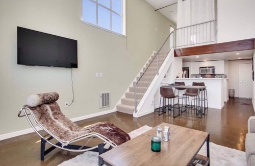 Mission District Apartment | Entire Urban loft in San Francisco, California, United States